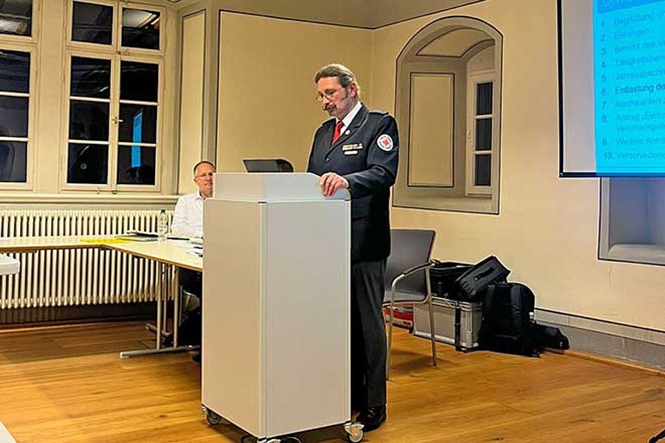 Prof. Dr. Rudolf Large am Podium